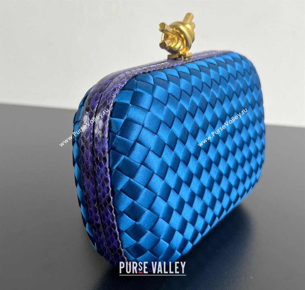 Bottega Veneta Classic Knot Clutch in Intreccio Satin Blue 16 2025 BV062501 (YX-250625016)