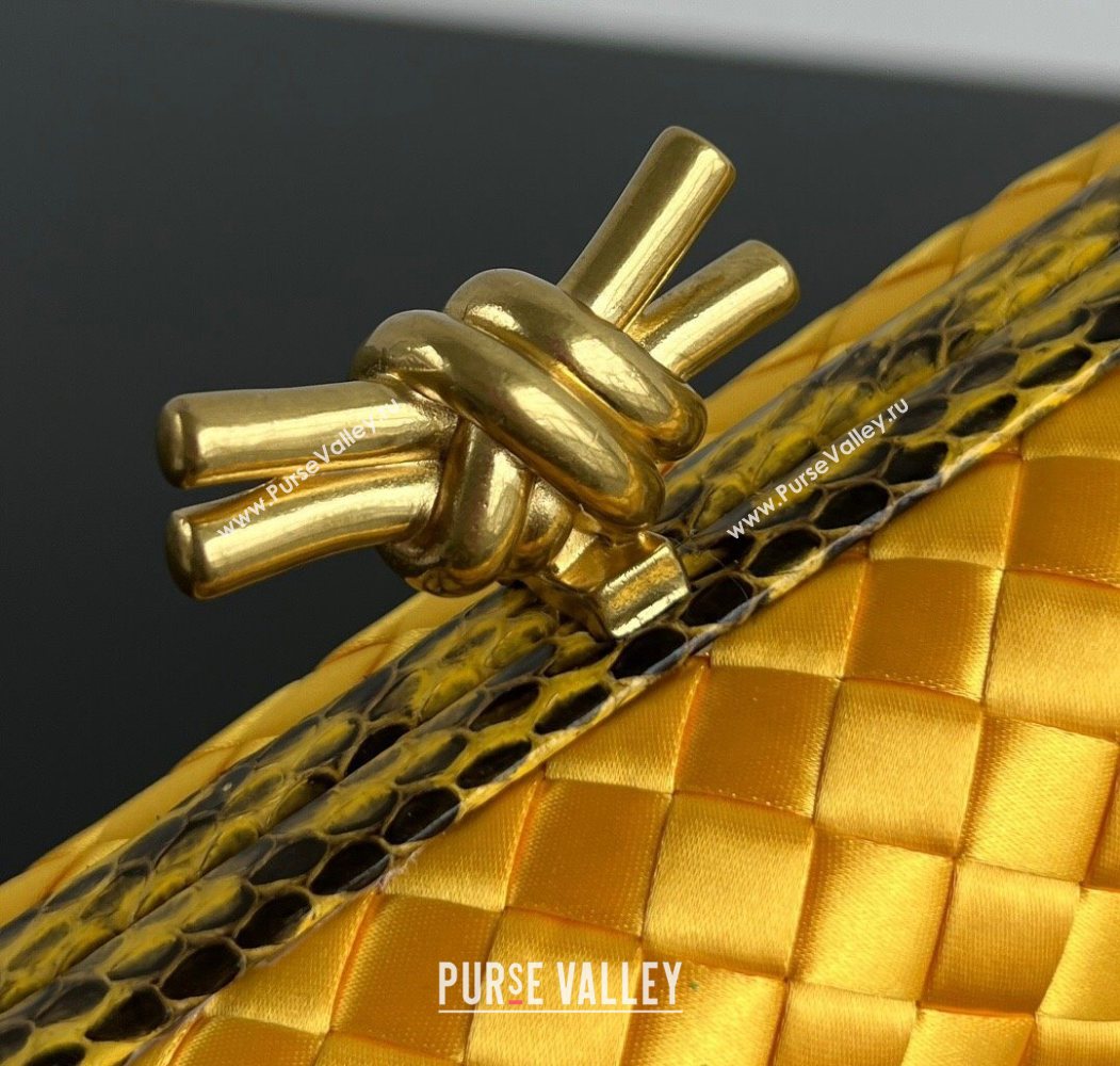 Bottega Veneta Classic Knot Clutch in Intreccio Satin Yellow 17 2025 BV062501 (YX-250625017)