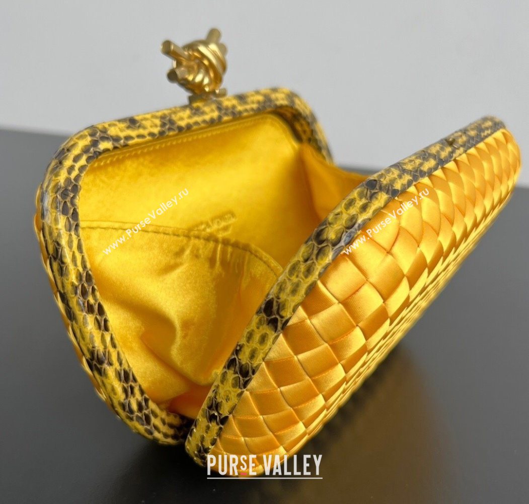 Bottega Veneta Classic Knot Clutch in Intreccio Satin Yellow 17 2025 BV062501 (YX-250625017)