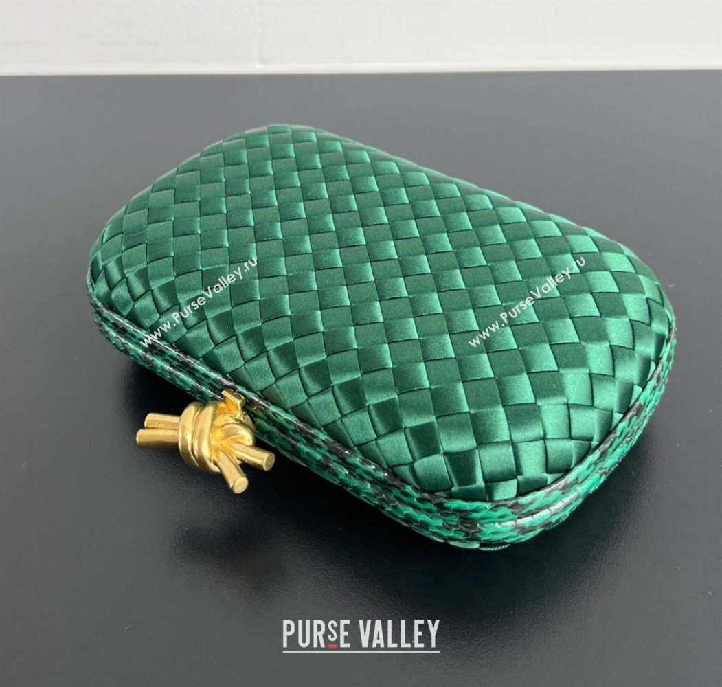 Bottega Veneta Classic Knot Clutch in Intreccio Satin Green 18 2025 BV062501 (YX-250625018)