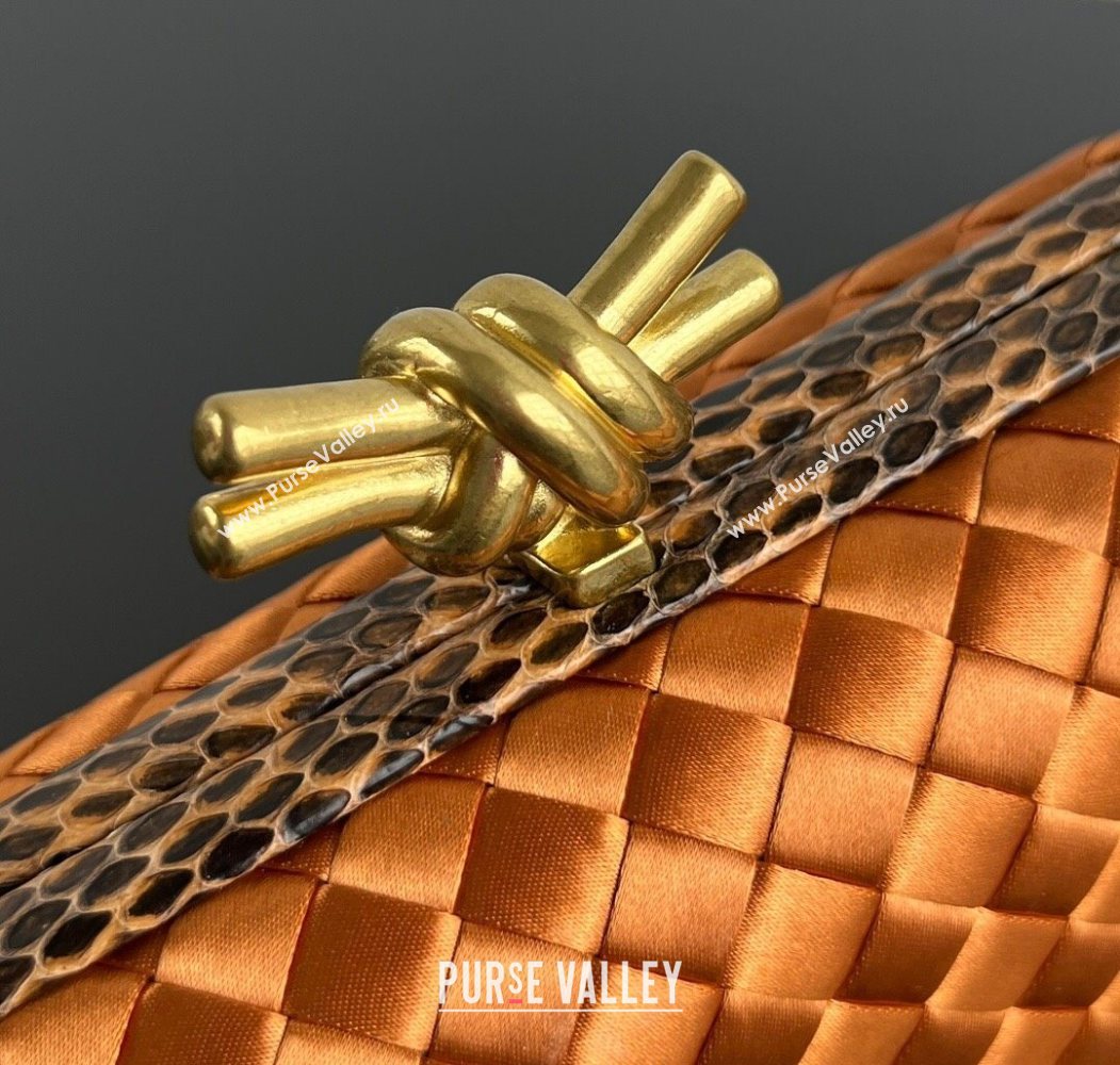 Bottega Veneta Classic Knot Clutch in Intreccio Satin Yellow 19 2025 BV062501 (YX-250625019)