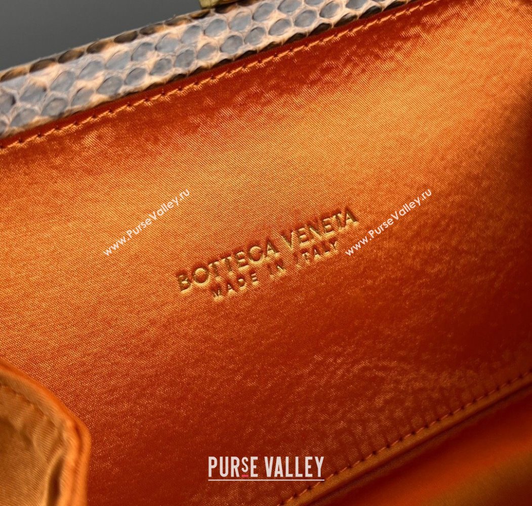 Bottega Veneta Classic Knot Clutch in Intreccio Satin Yellow 19 2025 BV062501 (YX-250625019)