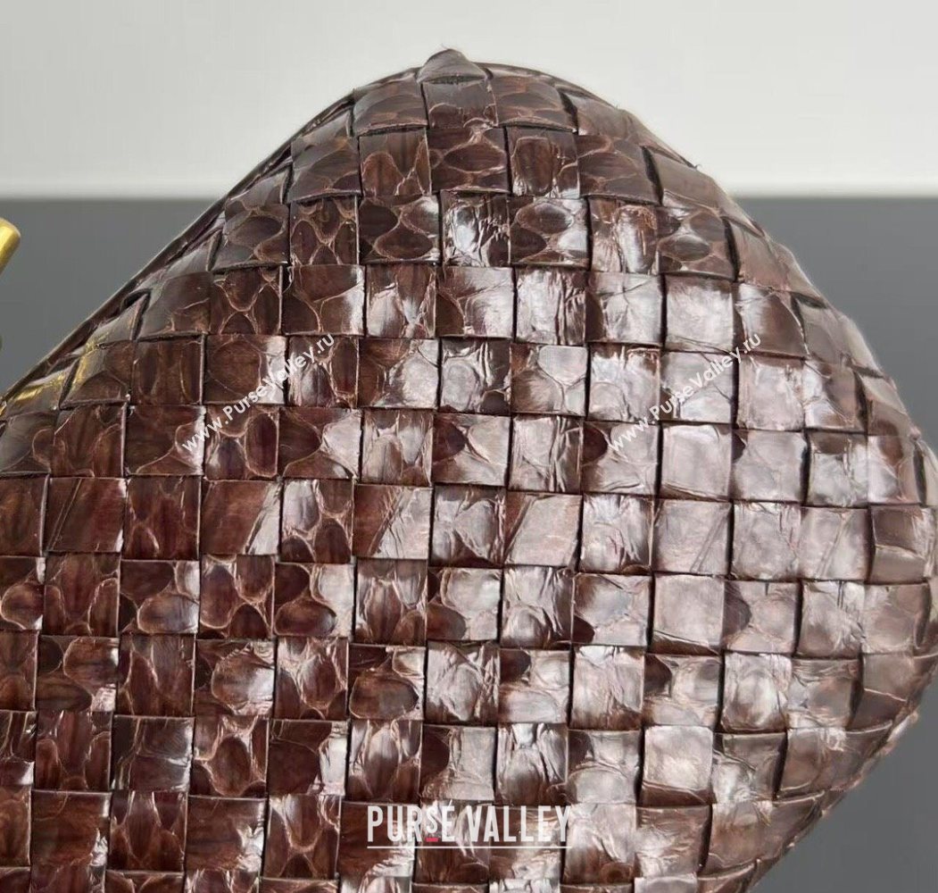 Bottega Veneta Classic Knot Clutch in Intreccio Snakeskin Leather Brown 2025 BV062501 (YX-250625021)