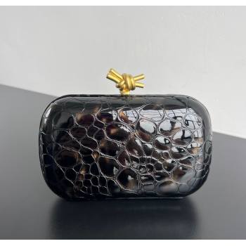 Bottega Veneta Classic Knot Clutch in Crocodile Embossed Leather Brown 2025 BV062501 (YX-250625025)