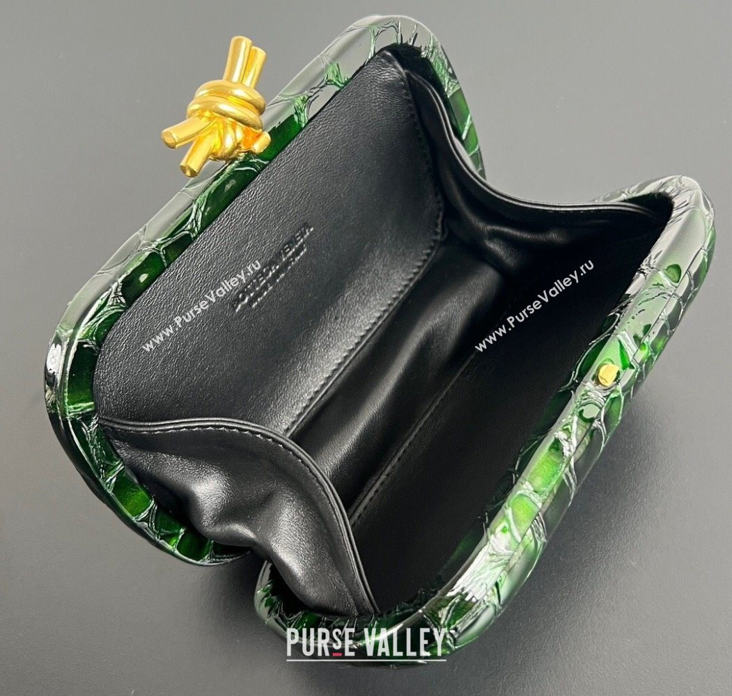 Bottega Veneta Classic Knot Clutch in Crocodile Embossed Leather Green 2025 BV062501 (YX-250625026)