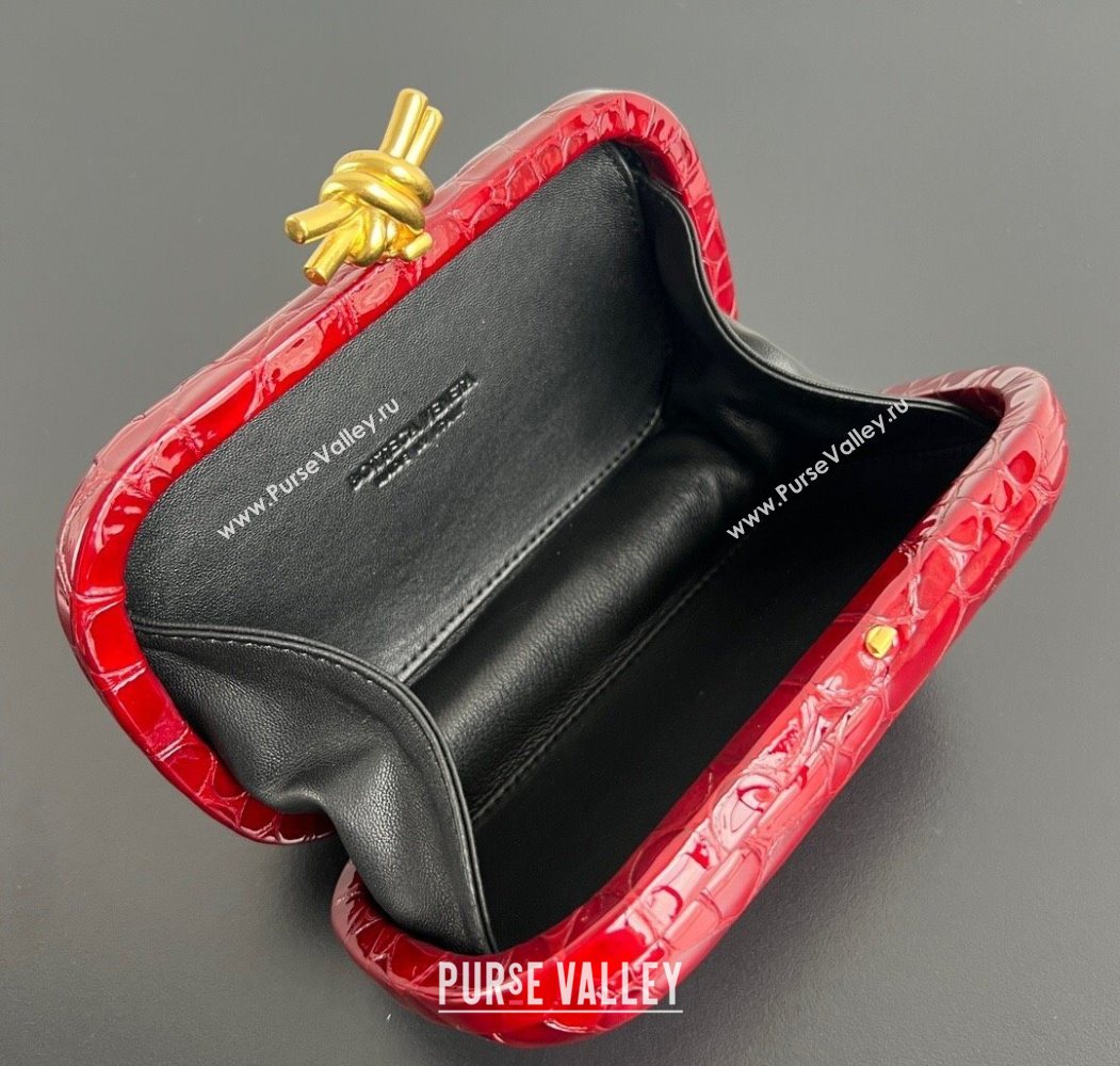 Bottega Veneta Classic Knot Clutch in Crocodile Embossed Leather Red 2025 BV062501 (YX-250625027)