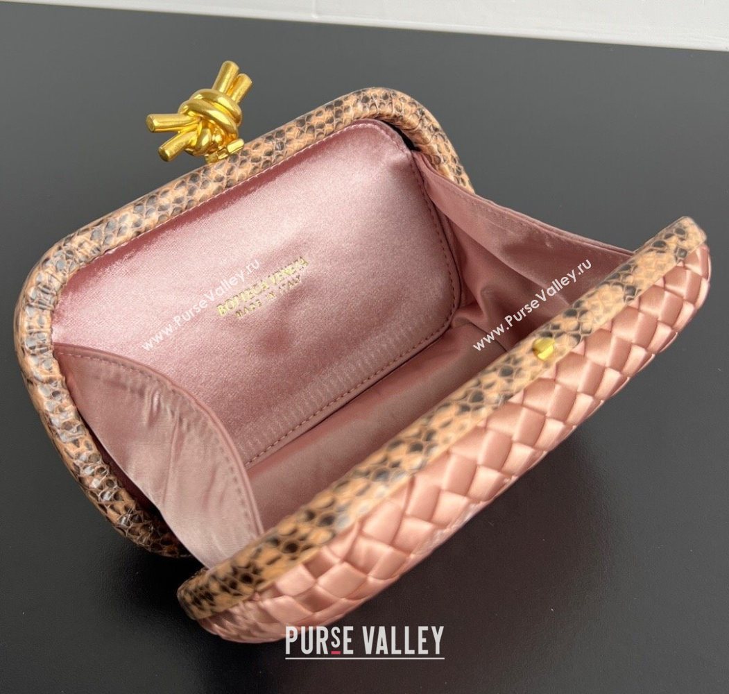 Bottega Veneta Classic Knot Clutch in Intreccio Satin Pink 03 2025 BV062501 (YX-250625003)