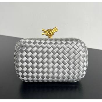 Bottega Veneta Classic Knot Clutch in Intreccio Satin Silver 01 2025 BV062501 (YX-250625001)