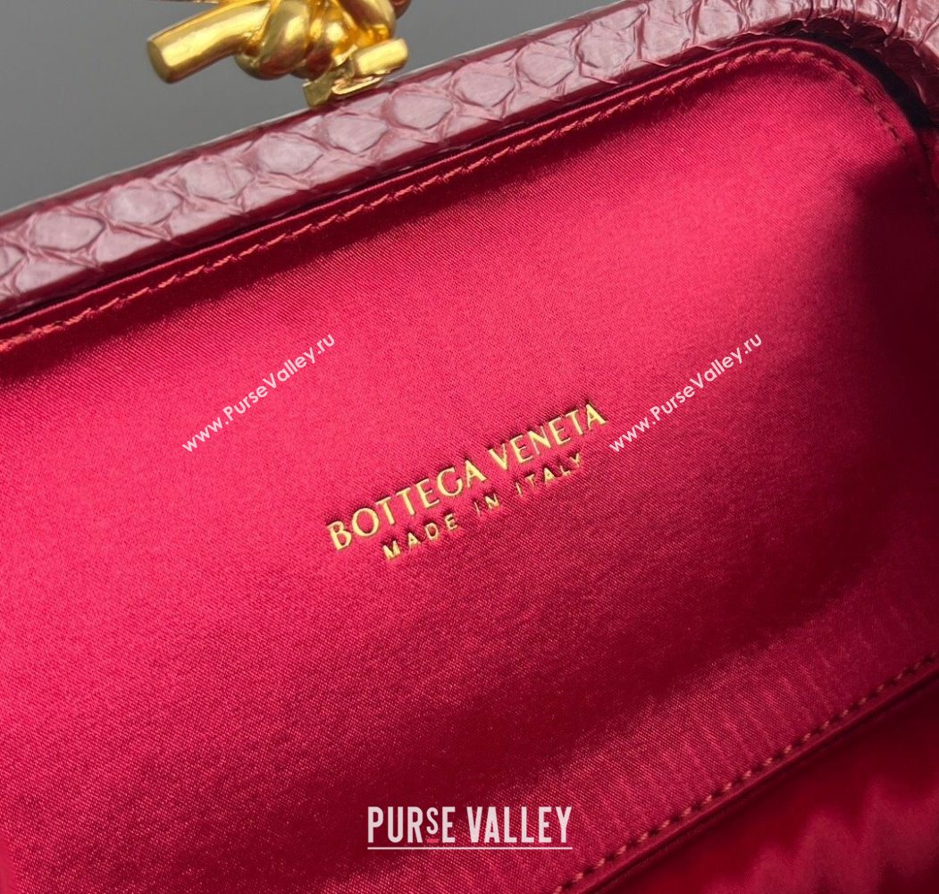 Bottega Veneta Classic Knot Clutch in Intreccio Satin Red 05 2025 BV062501 (YX-250625005)