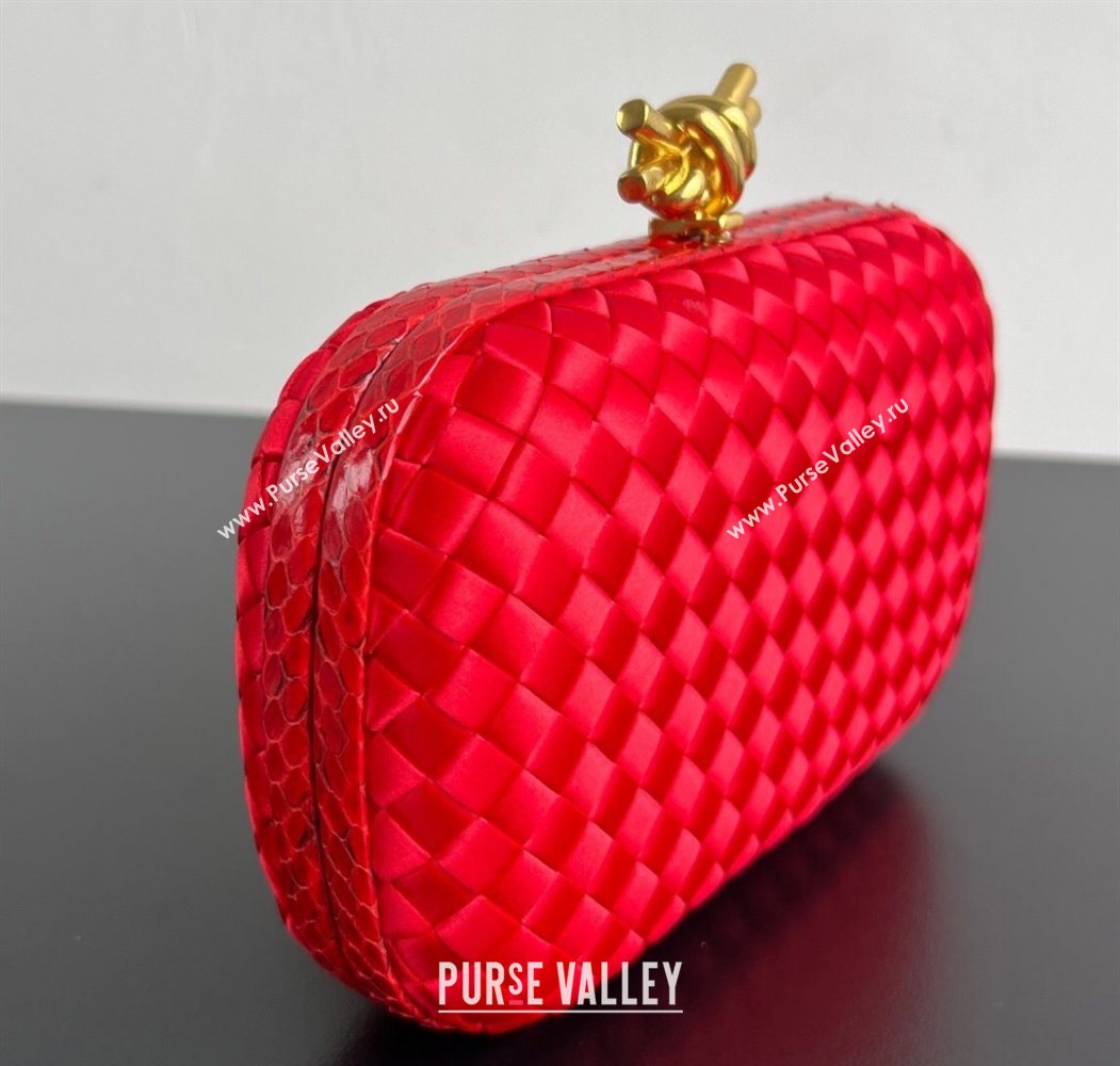 Bottega Veneta Classic Knot Clutch in Intreccio Satin Red 07 2025 BV062501 (YX-250625007)