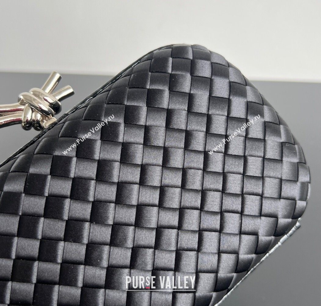 Bottega Veneta Classic Knot Clutch in Intreccio Satin Black/Silver 2025 BV062501 (YX-250625010)
