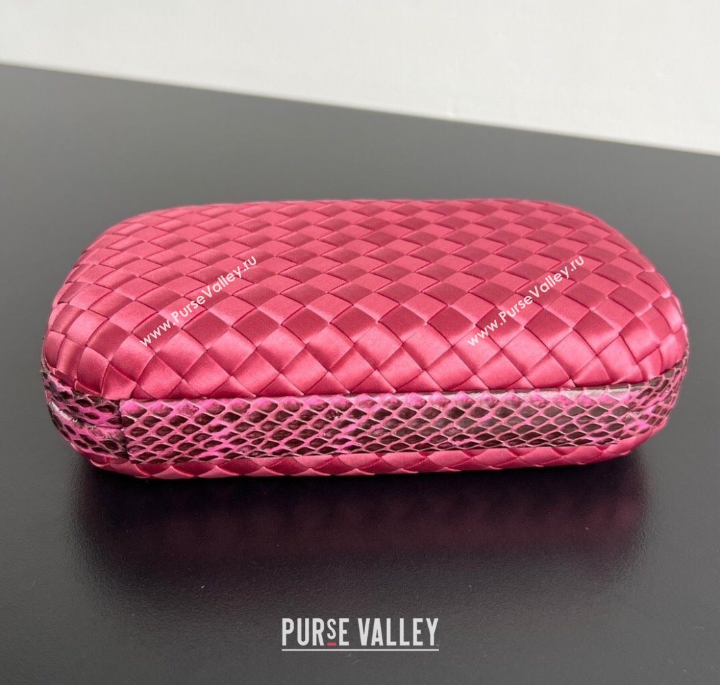 Bottega Veneta Classic Knot Clutch in Intreccio Satin Pink 11 2025 BV062501 (YX-250625011)