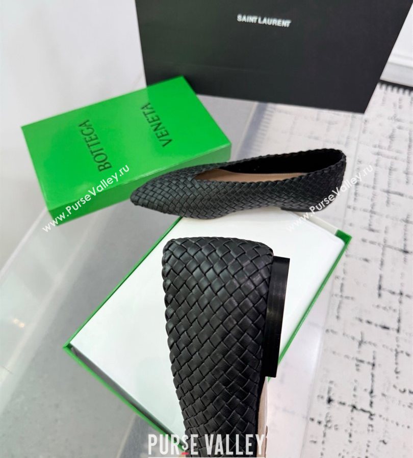 Bottega Veneta Sofia Ballerinas Flat in Padded Intreccio Leather Black 2025 827698 (MD-250709058)
