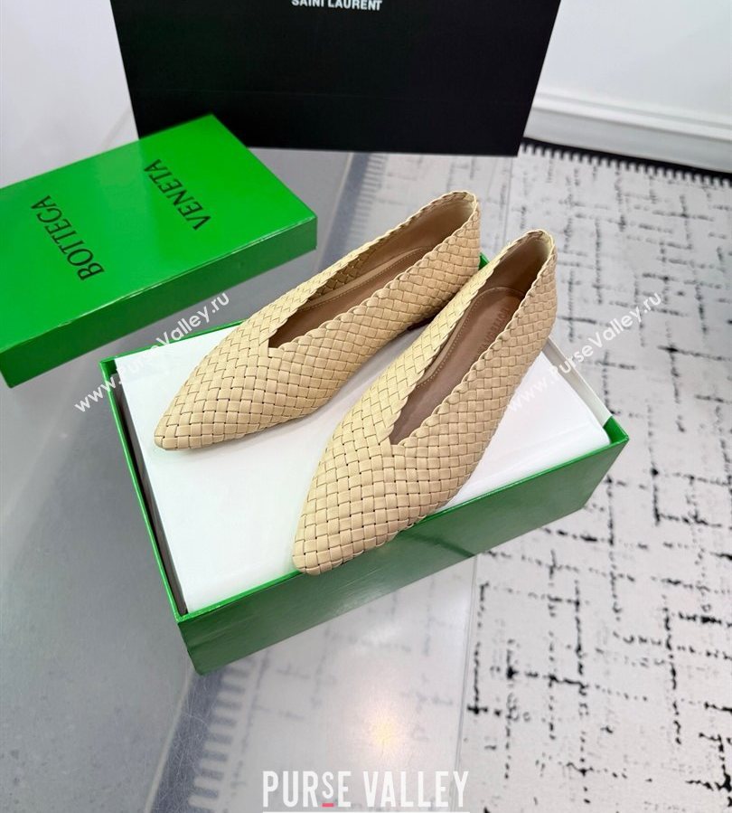 Bottega Veneta Sofia Ballerinas Flat in Padded Intreccio Leather Beige 2025 827698 (MD-250709060)