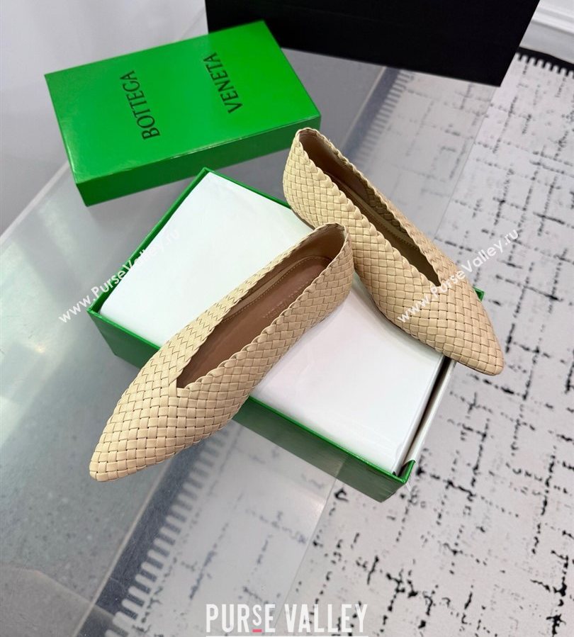 Bottega Veneta Sofia Ballerinas Flat in Padded Intreccio Leather Beige 2025 827698 (MD-250709060)