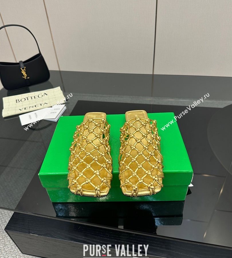 Bottega Veneta Riva Flat Slides Sandal in Woven Knotted Leather Gold 2025 (MD-250709062)