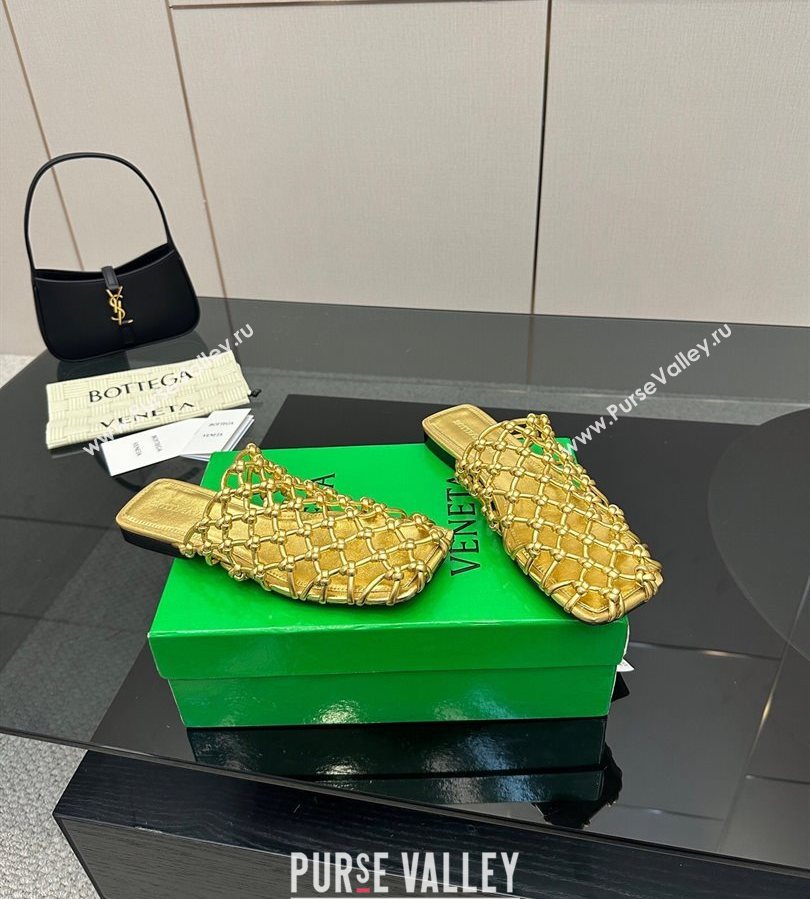 Bottega Veneta Riva Flat Slides Sandal in Woven Knotted Leather Gold 2025 (MD-250709062)