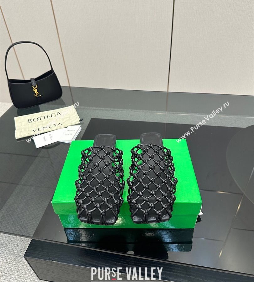 Bottega Veneta Riva Flat Slides Sandal in Woven Knotted Leather Black 2025 (MD-250709063)