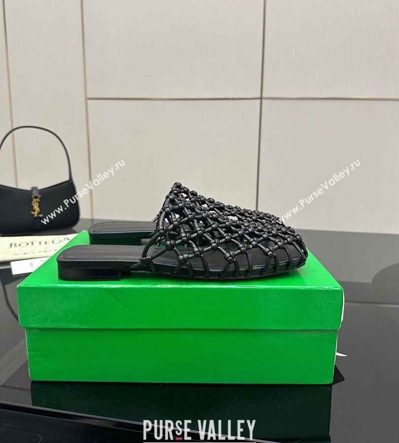 Bottega Veneta Riva Flat Slides Sandal in Woven Knotted Leather Black 2025 (MD-250709063)