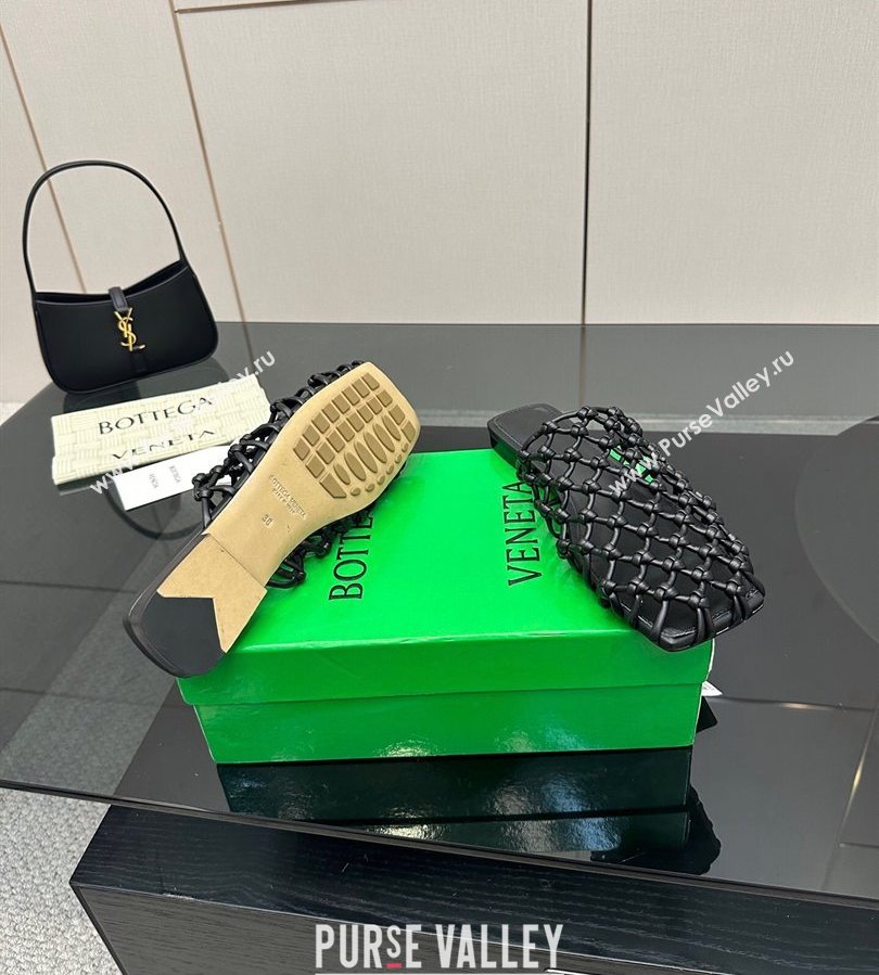 Bottega Veneta Riva Flat Slides Sandal in Woven Knotted Leather Black 2025 (MD-250709063)