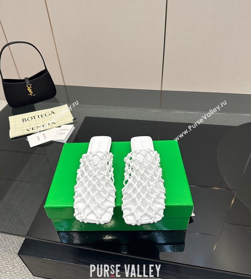Bottega Veneta Riva Flat Slides Sandal in Woven Knotted Leather White 2025 (MD-250709064)
