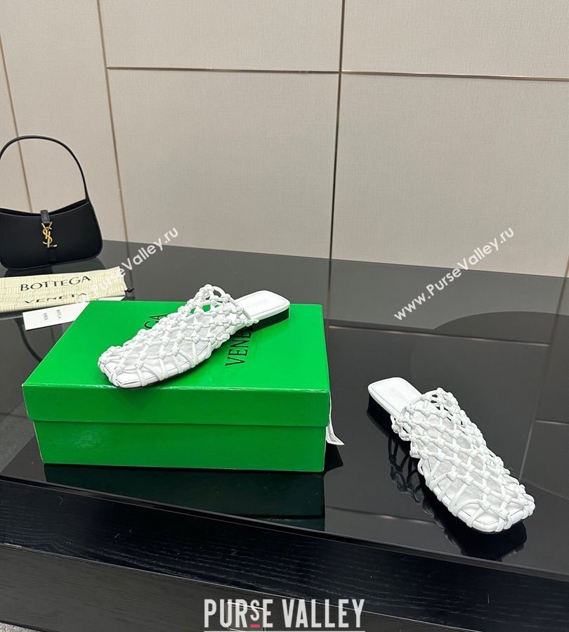 Bottega Veneta Riva Flat Slides Sandal in Woven Knotted Leather White 2025 (MD-250709064)