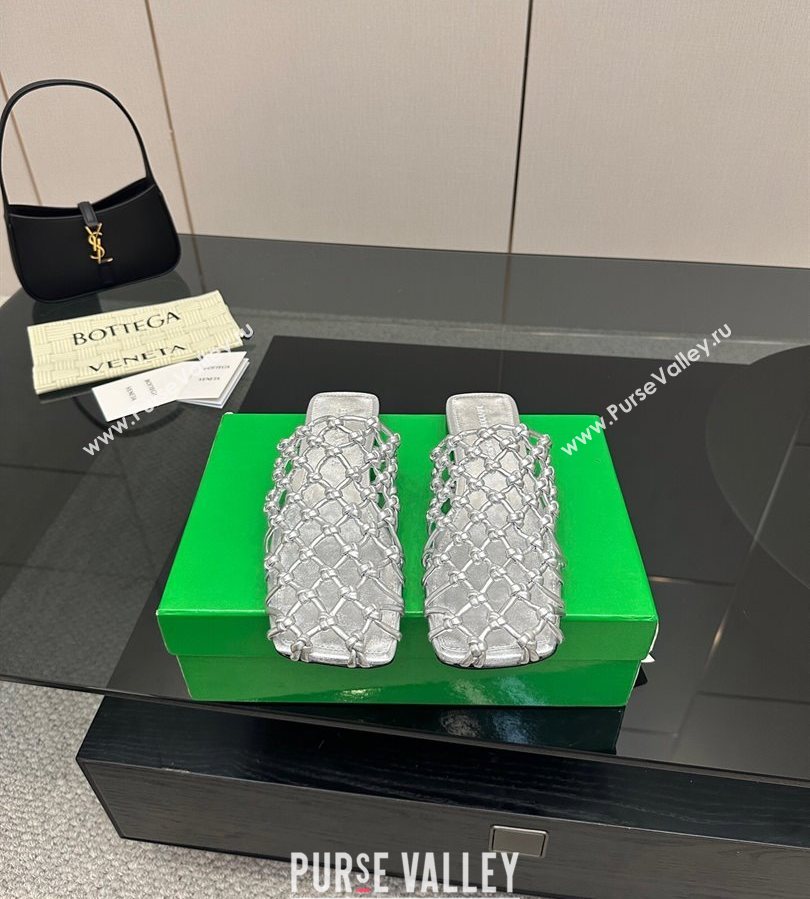 Bottega Veneta Riva Flat Slides Sandal in Woven Knotted Leather Silver 2025 (MD-250709066)