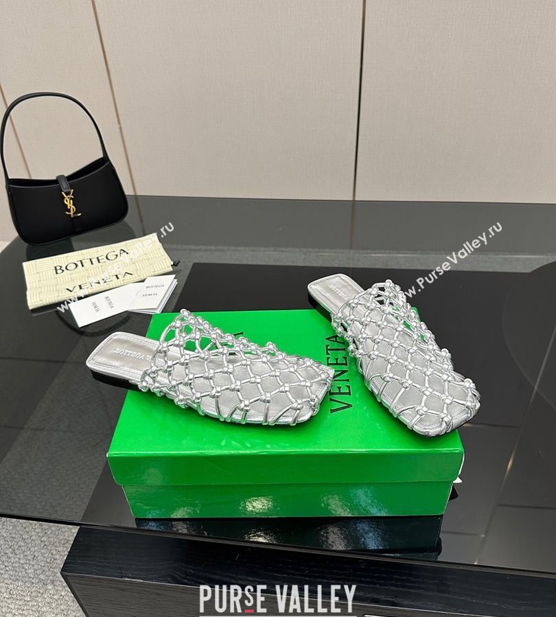 Bottega Veneta Riva Flat Slides Sandal in Woven Knotted Leather Silver 2025 (MD-250709066)