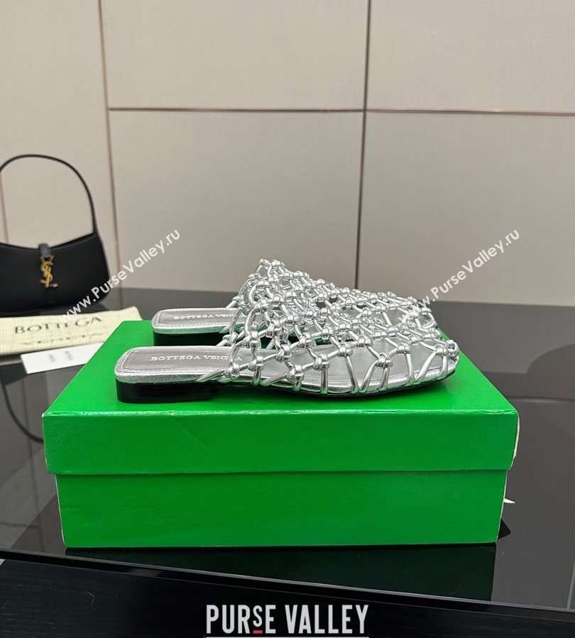 Bottega Veneta Riva Flat Slides Sandal in Woven Knotted Leather Silver 2025 (MD-250709066)