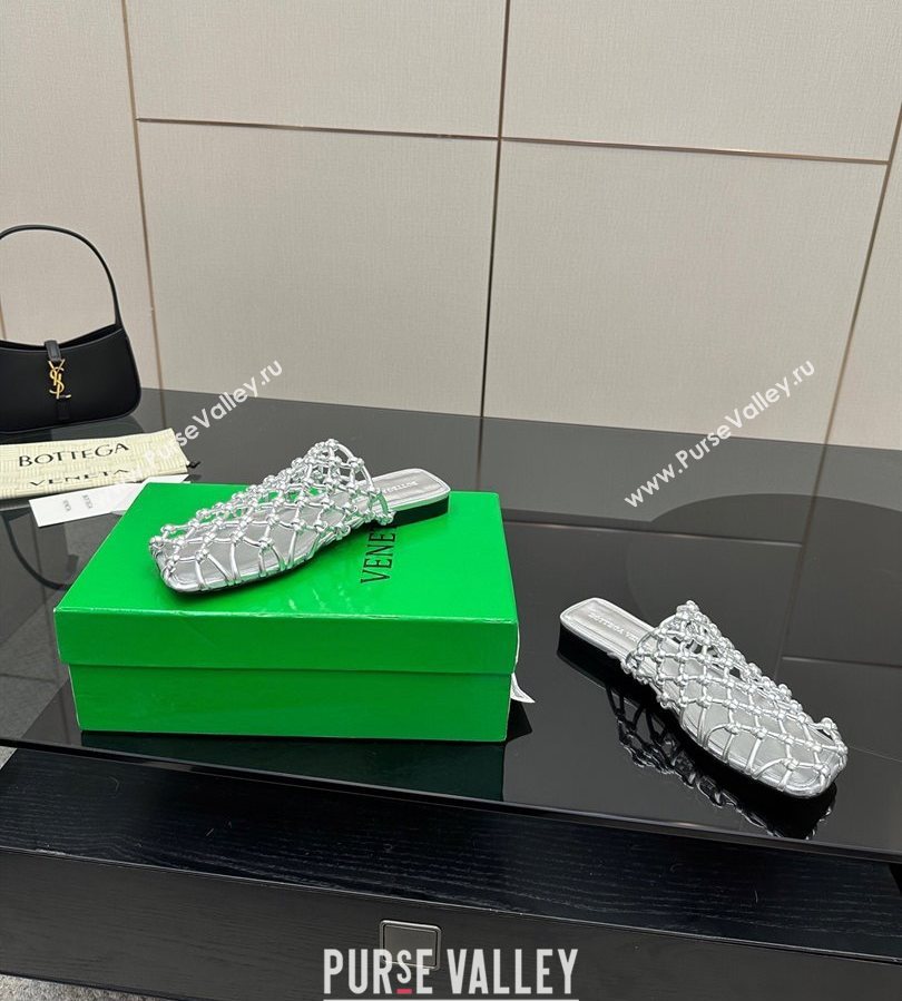 Bottega Veneta Riva Flat Slides Sandal in Woven Knotted Leather Silver 2025 (MD-250709066)