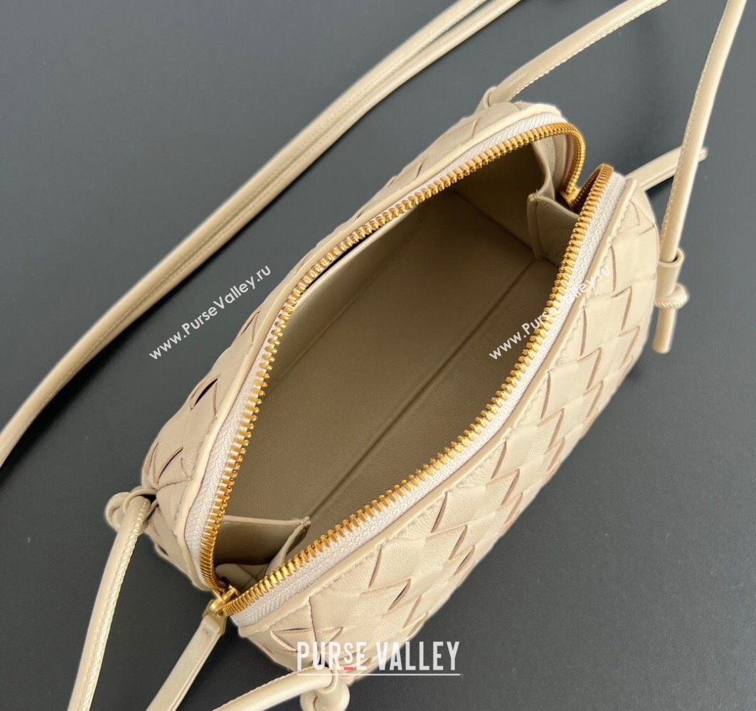 Bottega Veneta Intrecciato Leather Concert Pouch Mini bag Dusty Beige 2025 794258 (WT-250801008)