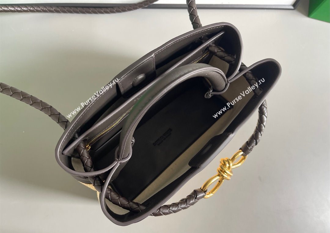 Bottega Veneta Small Andiamo Top Handle Bag in Raffia Straw and Leather Black 2025 743568 (WT-250731035)