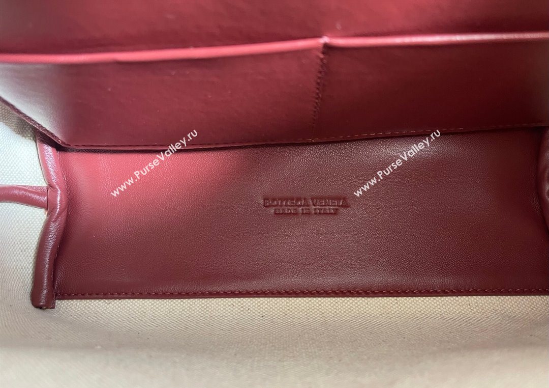 Bottega Veneta Small Andiamo Top Handle Bag in Raffia Straw and Leather Red 2025 743568 (WT-250731036)