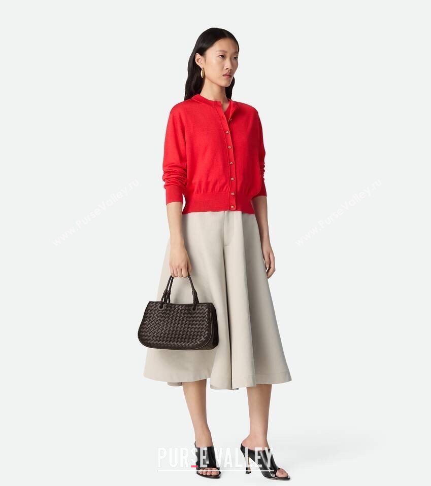 Bottega Veneta Basket Bag in Intrecciato Leather Fondant Brown 2025 836261 (WT-250801015)