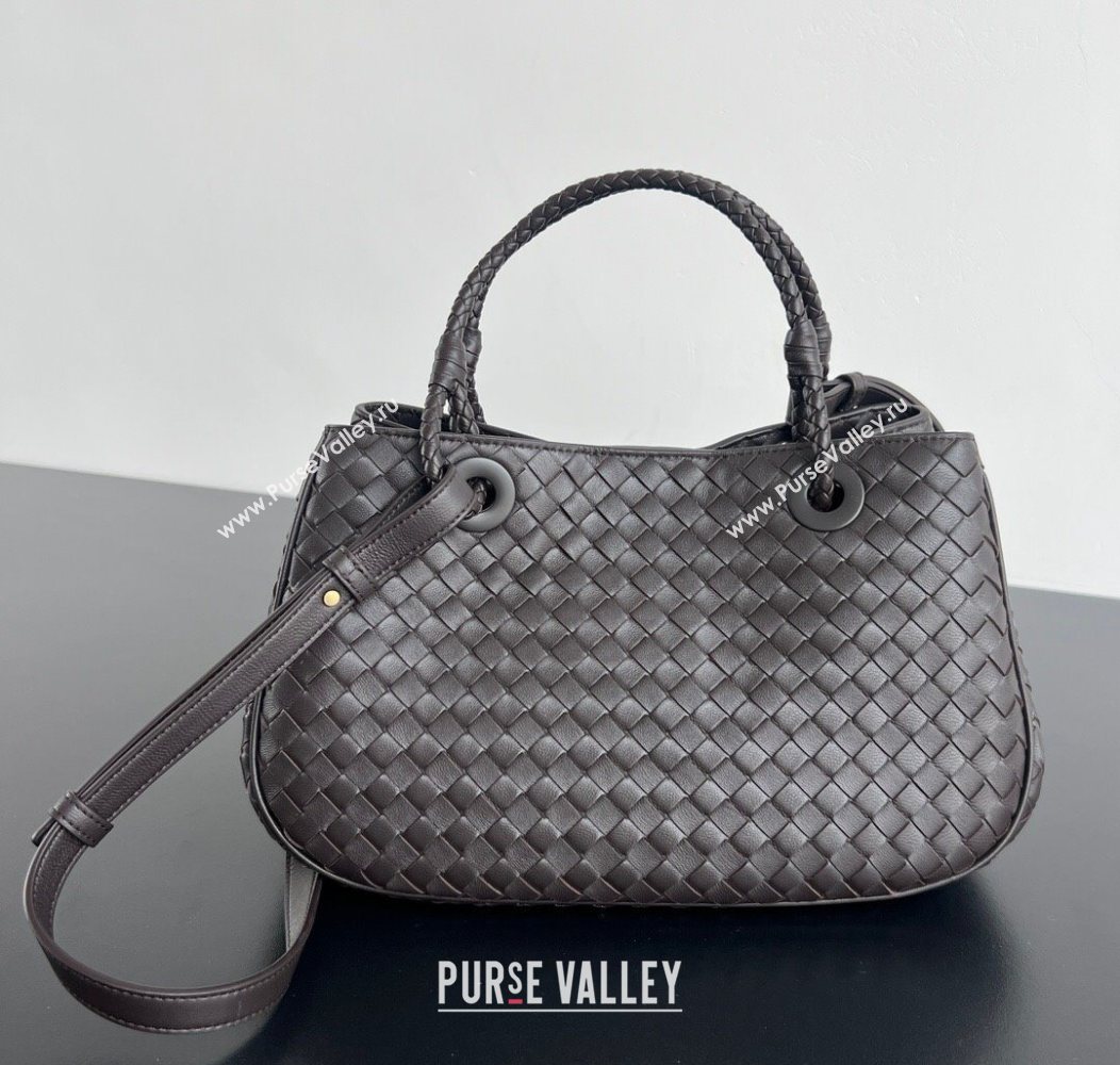 Bottega Veneta Basket Bag in Intrecciato Leather Fondant Brown 2025 836261 (WT-250801015)