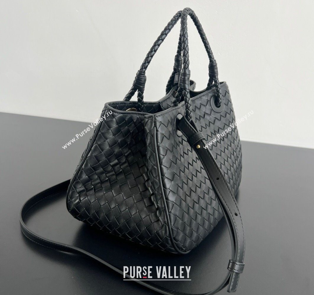 Bottega Veneta Basket Bag in Intrecciato Leather Black 2025 836261 (WT-250801014)