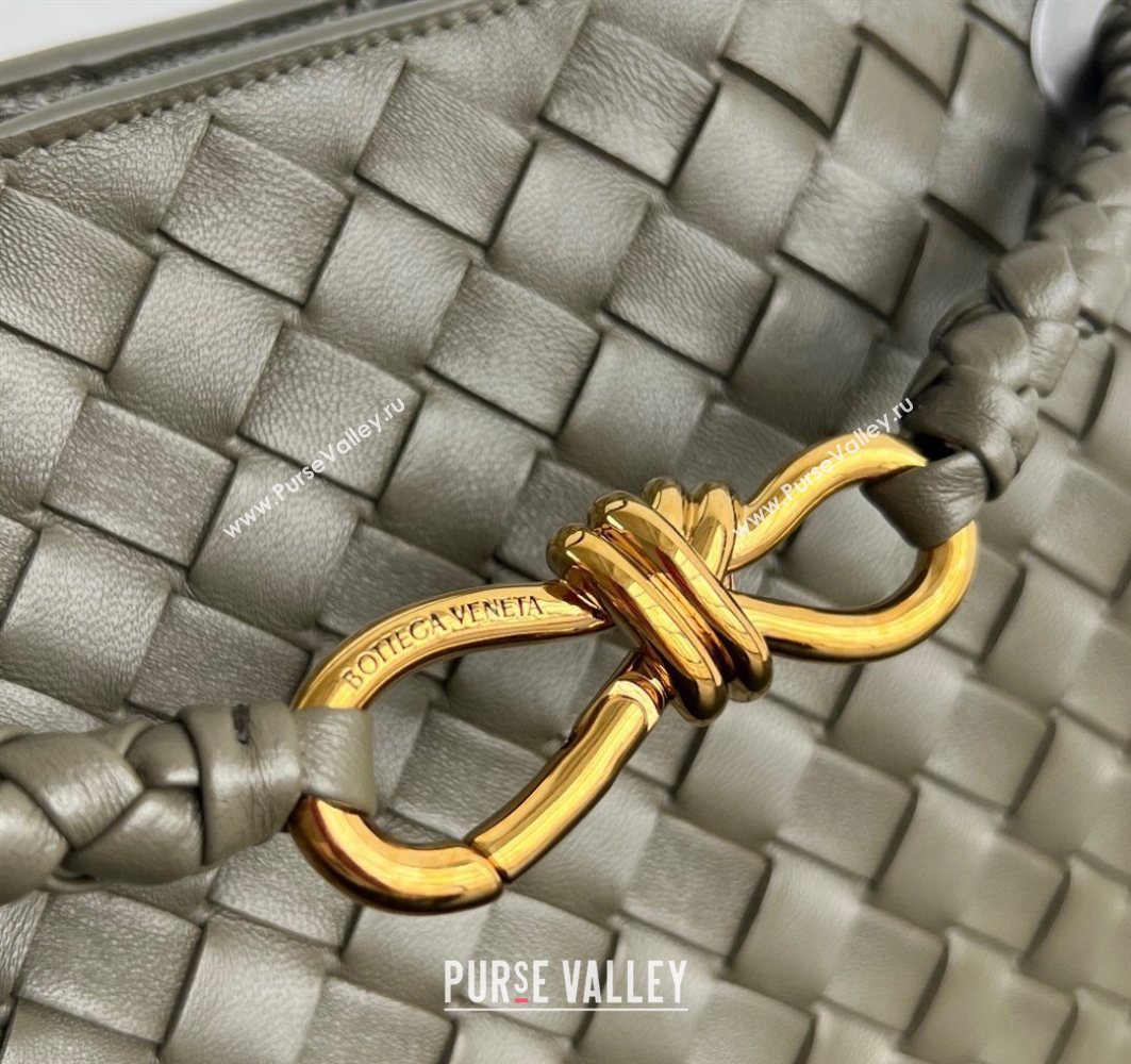 Bottega Veneta Medium Andiamo Top Handle Bag in Intrecciato Leather Cypress Green 2025 (WT-250731001)