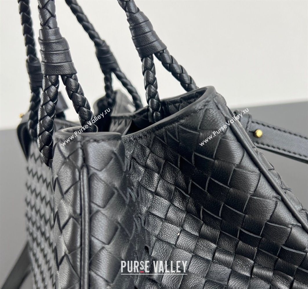 Bottega Veneta Basket Bag in Intrecciato Leather Black 2025 836261 (WT-250801014)