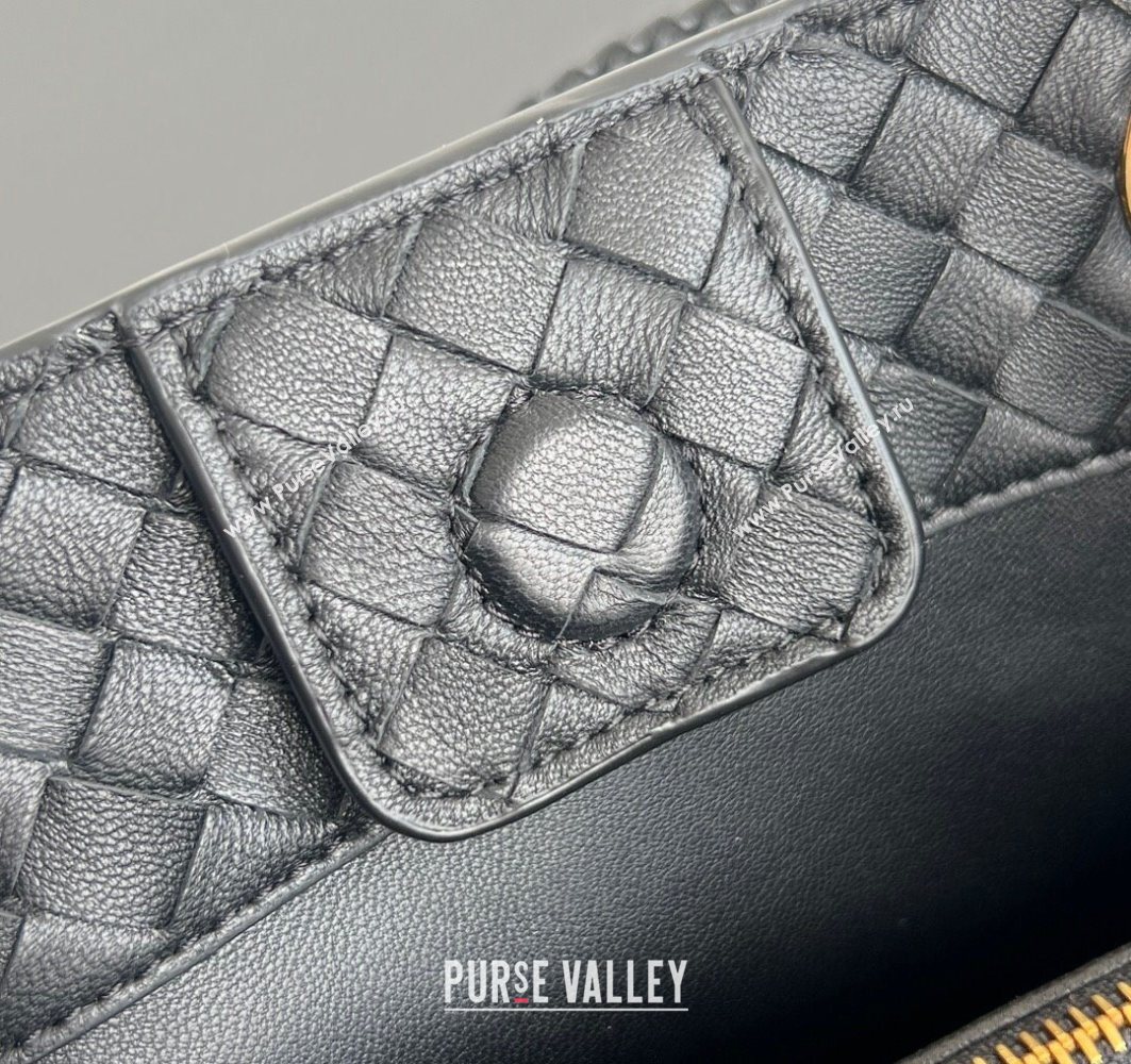 Bottega Veneta Basket Bag in Intrecciato Leather Black 2025 836261 (WT-250801014)