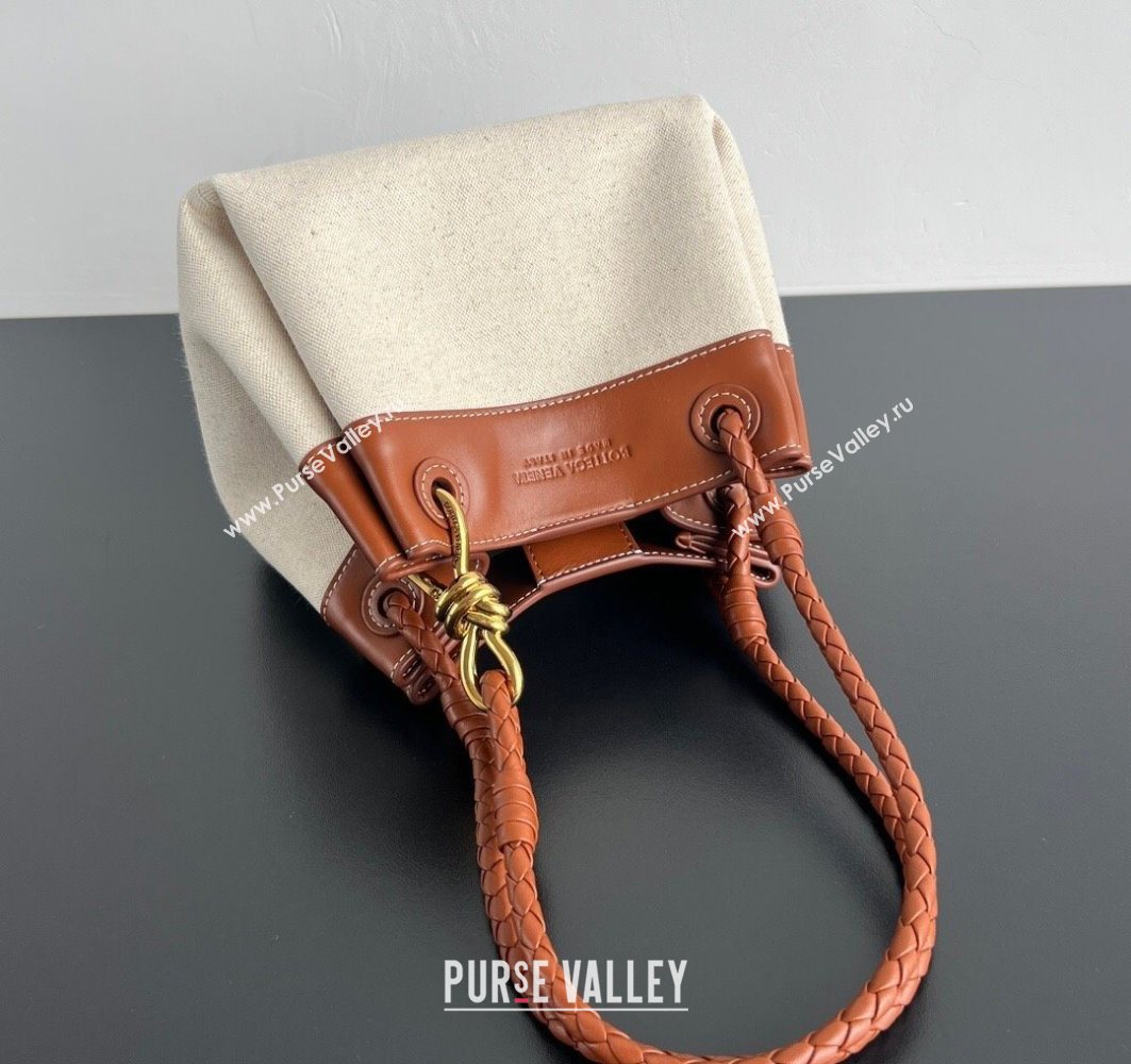 Bottega Veneta Small Parachute Shoulder Bag in Canvas and Leather Lightwood Brown 2025 826220 (WT-250801005)