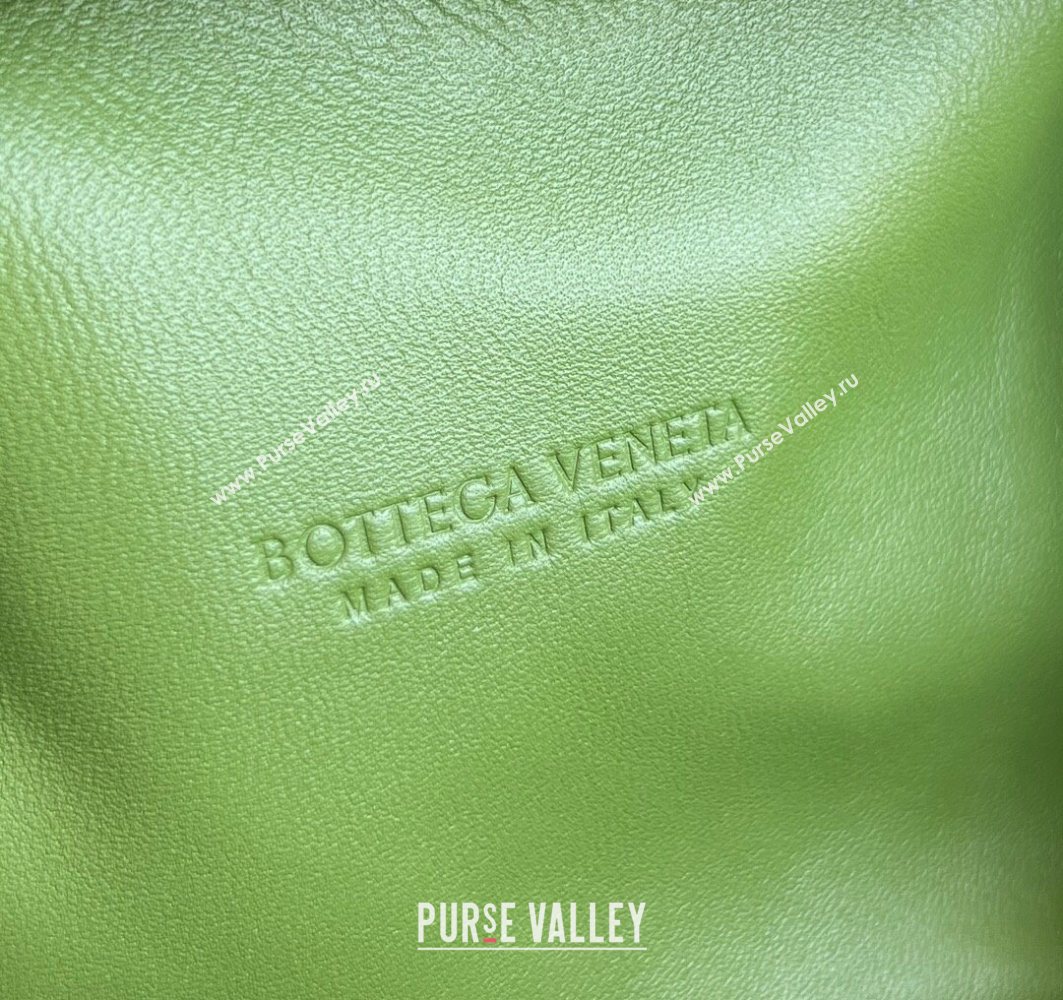 Bottega Veneta Lauren 1980 Clutch bag With Chain in Intrecciato Leather Matcha Green 2025 785807 (WT-250801021)