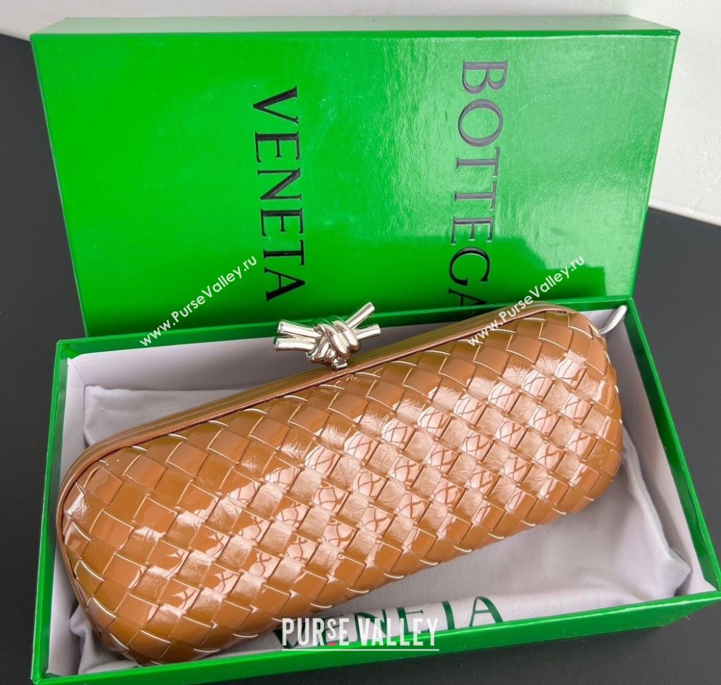 Bottega Veneta Knot Long Clutch in Intreccio Leather Brown 2025 0801 (WT-250801027)