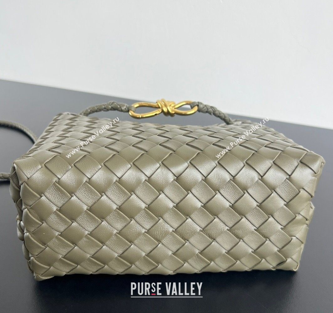 Bottega Veneta Small Andiamo Top Handle Bag in Intrecciato Leather Cypress Green 2025 743568 (WT-250731002)