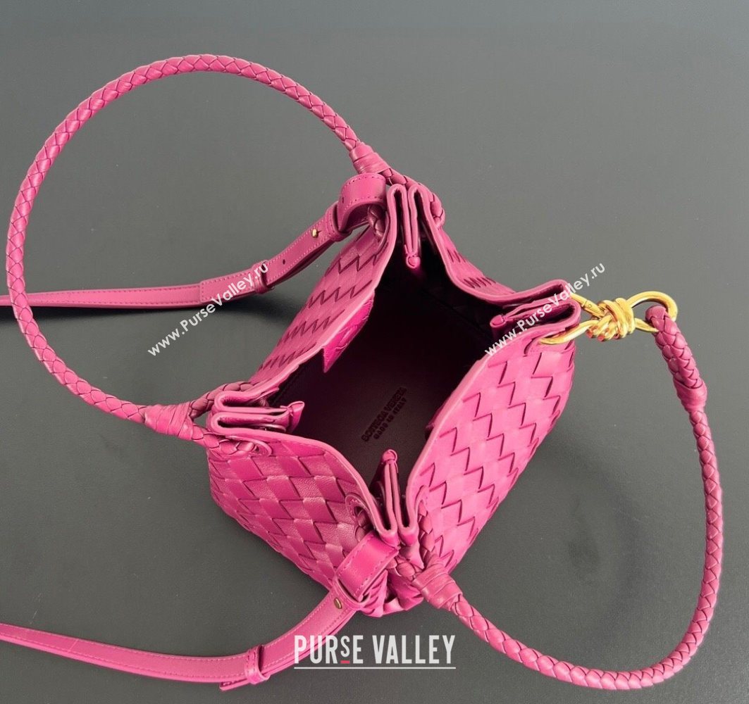 Bottega Veneta Small Parachute Shoulder Bag in Intrecciato Leather 796569 Cinnabar Purple 2025 (WT-250801001)