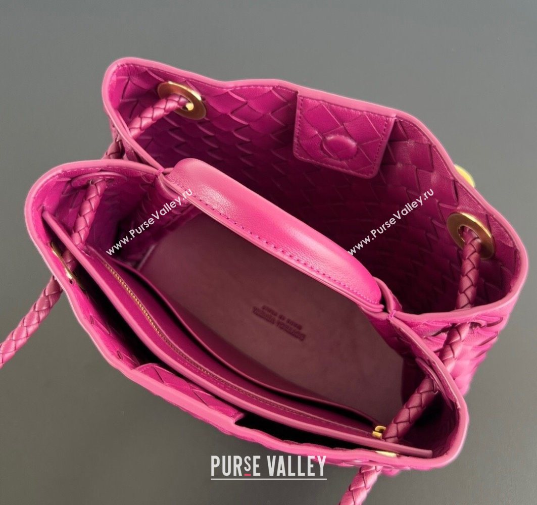 Bottega Veneta Small Andiamo Top Handle Bag in Intrecciato Leather Cinnabar Purple 2025 743568 (WT-250731037)