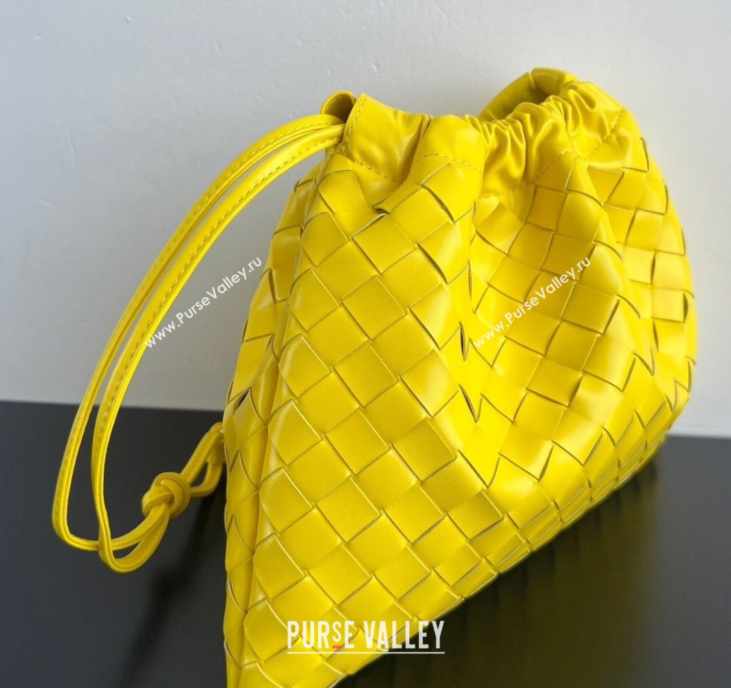 Bottega Veneta Medium Dustbag in Intrecciato Leather 796728 Sulfur Yellow 2025 (WT-250801007)