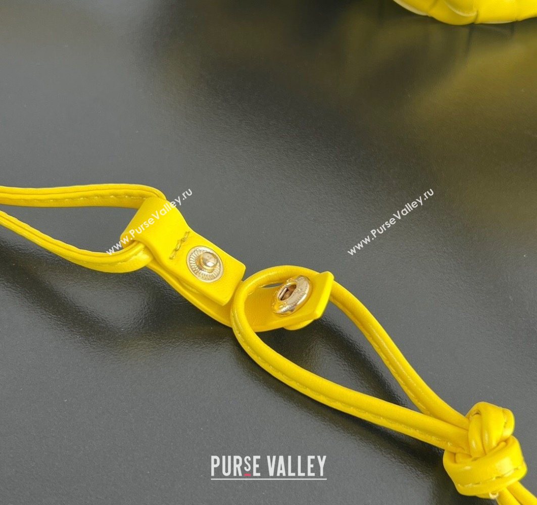 Bottega Veneta Medium Dustbag in Intrecciato Leather 796728 Sulfur Yellow 2025 (WT-250801007)