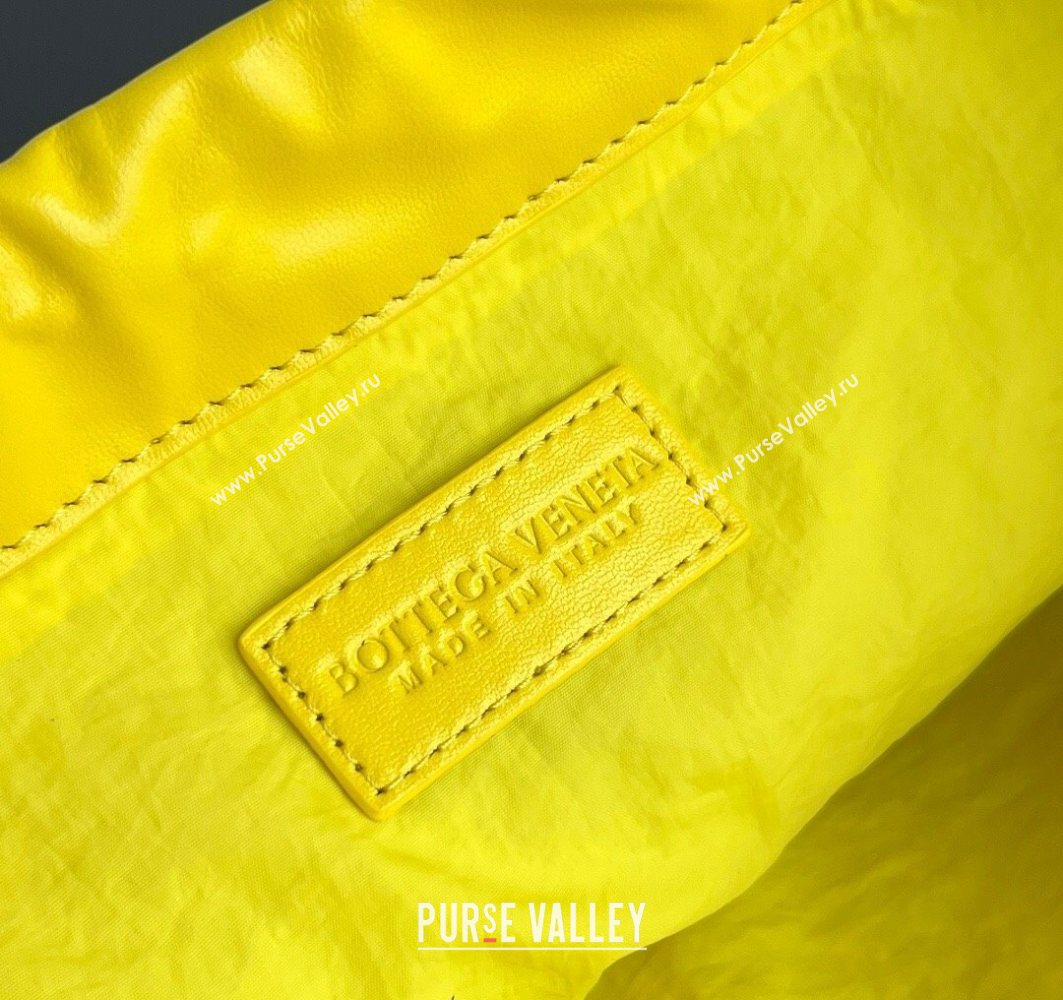 Bottega Veneta Medium Dustbag in Intrecciato Leather 796728 Sulfur Yellow 2025 (WT-250801007)