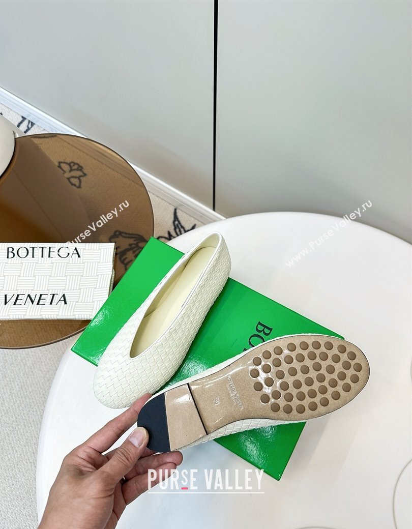 Bottega Veneta Rosa Ballerinas Flat in Mini Intrecciato Leather White 2025 (MD-250823009)