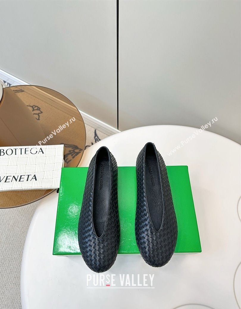 Bottega Veneta Rosa Ballerinas Flat in Mini Intrecciato Leather Black 2025 (MD-250823010)